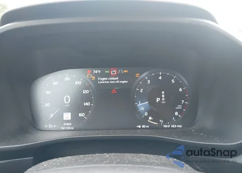 2021 Volvo Xc40 T5 Inscription z USA, uszkodzony, nr VIN YV4162UL6M2476490